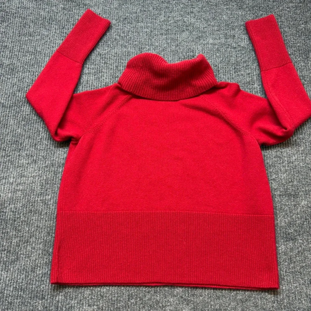 Athleta Alpine Turtleneck‎ Cowl Sweater XS Red Merino Wool Cashmere Blend